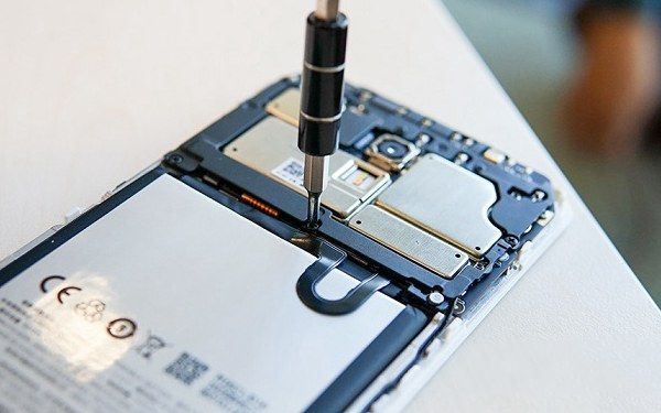 魅蓝Note5怎么拆机 魅蓝Note5手机拆解教程