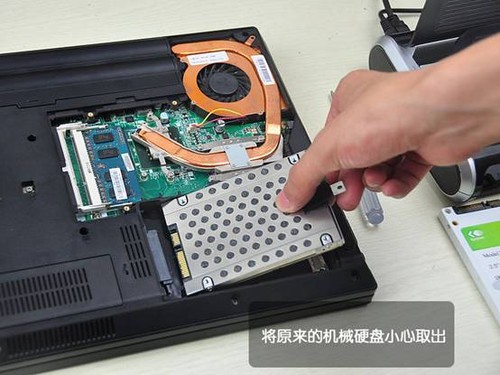 笔记本电脑换显卡教程_笔记本换显卡大概多少钱_笔记本显卡换芯片麻烦吗