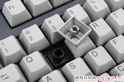 机械键盘黄轴与茶轴区别_机械键盘各轴区别_各种轴的机械键盘区别