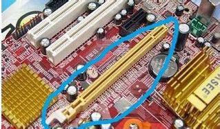 电脑滴滴滴的响而且开不了机怎么办