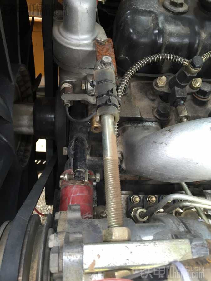 汽车空调压缩机工作但是不制冷的原因有哪些？