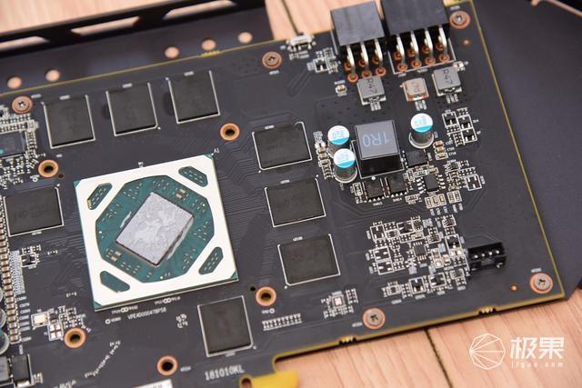 玩大型游戏用什么显卡_dx10显卡玩dx11游戏_6990显卡玩游戏