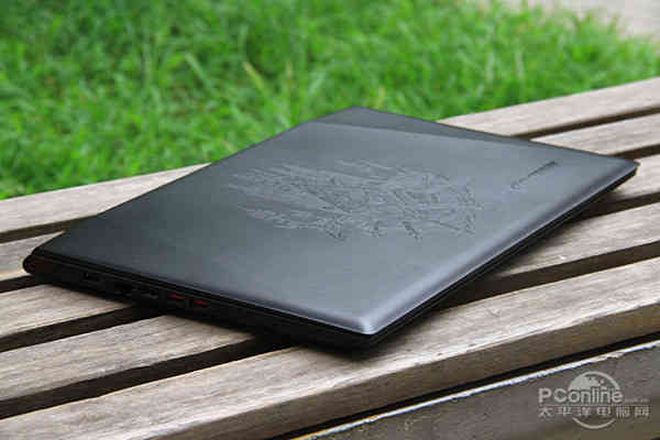 槛很高。惠普Envy 14-U003TX（J6M89PA）是一款稀有的，标价6,000元的外资品牌游戏本，它的设计超薄。尽管在同等价格下，整体游戏性能并不是最好的，但是HP Envy 14-U003TX（J6M89PA）对于那些注重设计和轻便且购买预算有限的游戏玩家来说是值得的。</p><p>总结：上面介绍的四个游戏都配备了双显卡，可以满足用户的各种需求。华硕UX501JW4720（8GB / 1TB / SSD）是一款值得关注注重精致外观，超薄机身和高性能的消费者的精品机型。 HP Envy 14-U003TX（J6M89PA）是预算为6,000元左右的消费者。雷神G150T-47208G128G1T9602G更适合喜欢玩大型3D游戏并关注动态形状的消费者。需要较高音质的计算机游戏玩家可以选择Lenovo Y50-70AM-IFI。</p>
					<p><br />本文来自<a rel="home" href="http://www.pc-fly.com/" target="_blank">电脑杂谈</a>，转载请注明本文网址：<br />http://www.pc-fly.com/a/ruanjian/article-356400-2.html</p>
				</div>
				<ul class="page"><li><a>共2页: </a></li><li><a href=