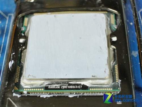 cpu硅脂多久换一次_cpu硅脂_笔记本cpu换硅脂