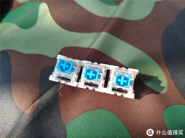 机械键盘换轴维修太简单了吧