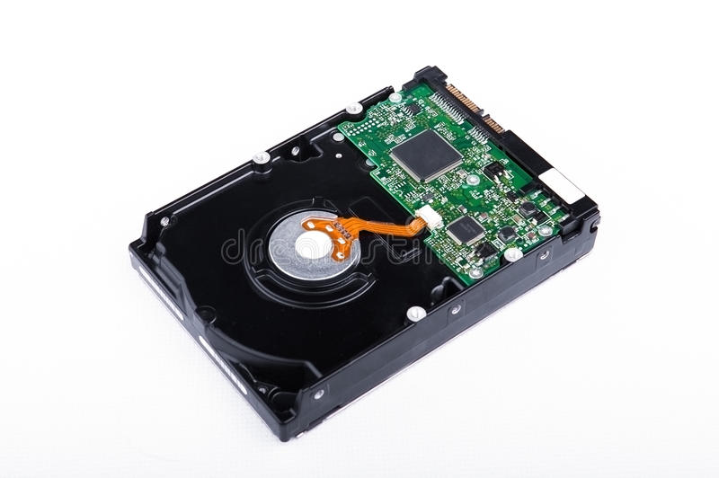 SCSI硬盘和普通IDE硬盘哪个好？硬盘怎么样