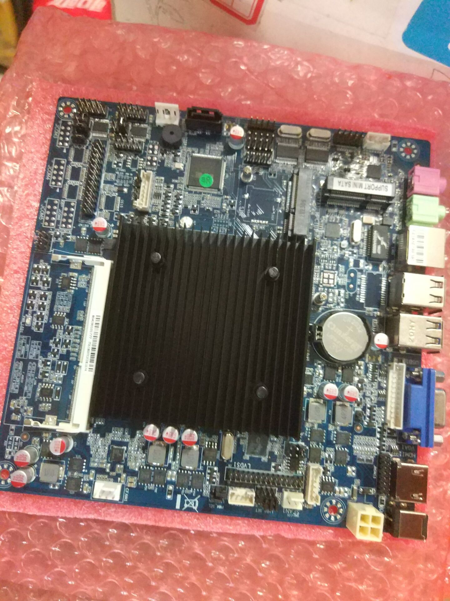 联想sl500显卡在哪_500块钱的显卡_鲁大师性能测试显卡500分玩lol