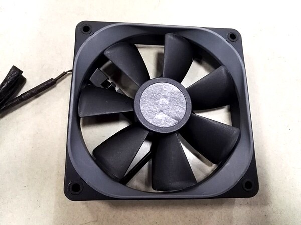 电脑cpu温度过高_电脑cpu温度过高怎么 ?_电脑cpu温度过高自动关机