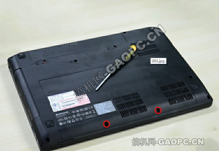 联想Y485拆机-背面螺丝
