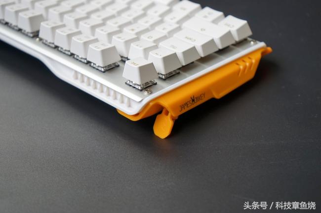 天生一对，游戏绝配 贱驴619打滚机械键盘与325RS游戏鼠标评测