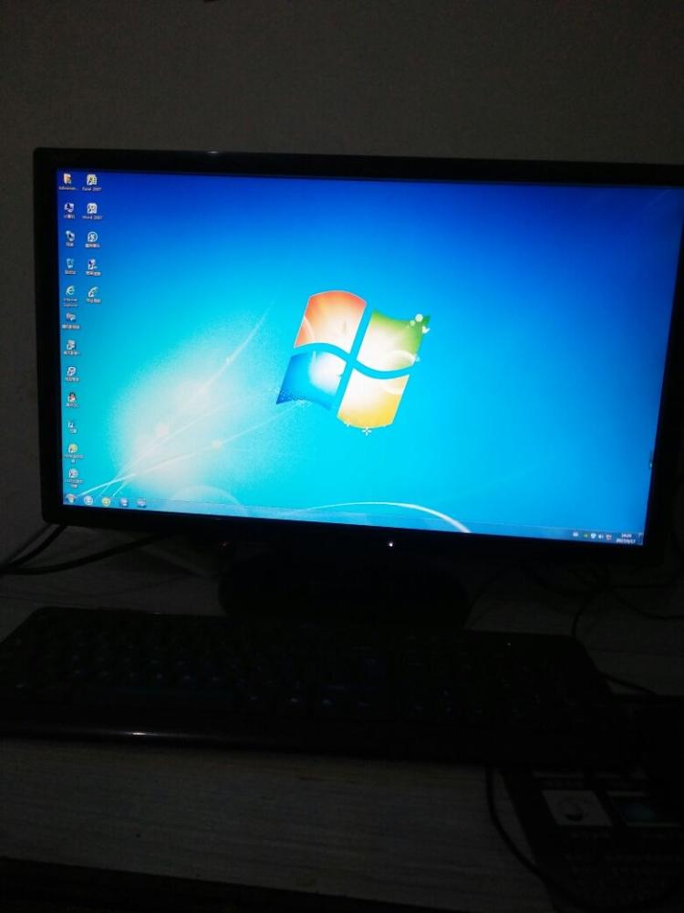 dell电源适配器不亮_dell电脑液晶显示器不亮_dell笔记本显示器不亮