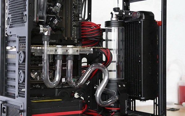 一体式水冷显卡怎么安装？CPU和显卡安装教程！