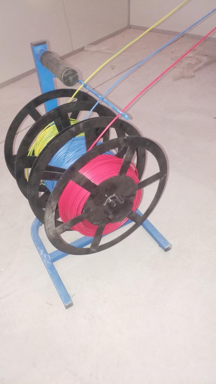 lg显示器底座怎么安装_lg 显示器怎么拆底座_lg液晶显示器底座怎么拆