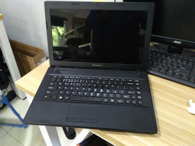 电脑主机开了屏幕不亮_电脑主机开着屏幕不亮_电脑黑屏主机灯不亮