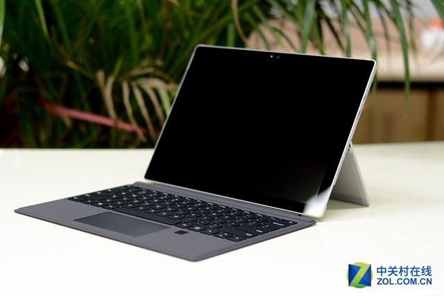 一指多方便 Surface指纹识别键盘盖简评