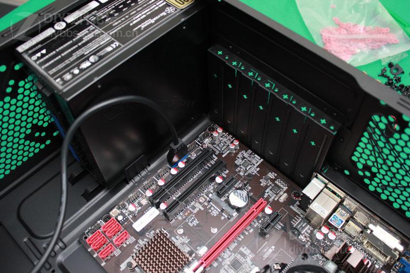 （原创）从头开始折腾！组建一套双显卡交火平台！（全程图解+BIOS调试+跑分）图片3