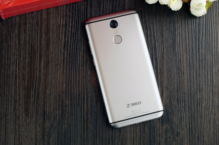 性价比比较高的4G+64G配置的手机盘点