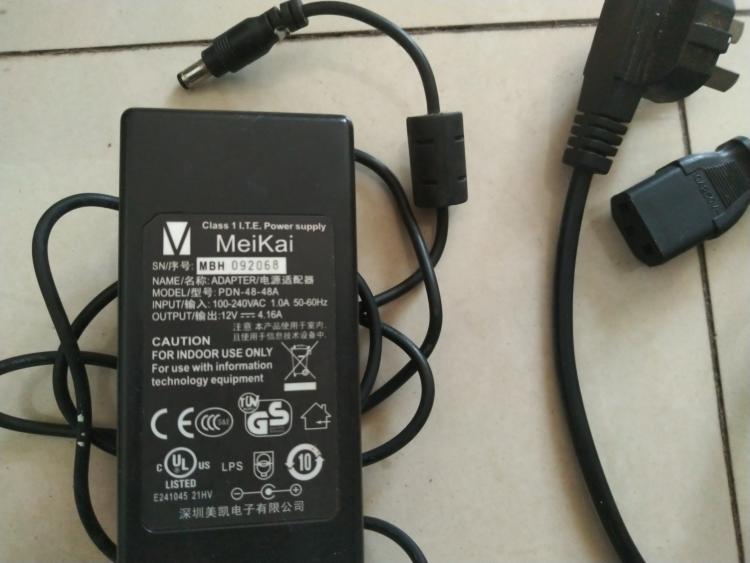 电脑主机开机黑屏_电脑开机后显示器黑屏主机在工作_主机开机显示器黑屏