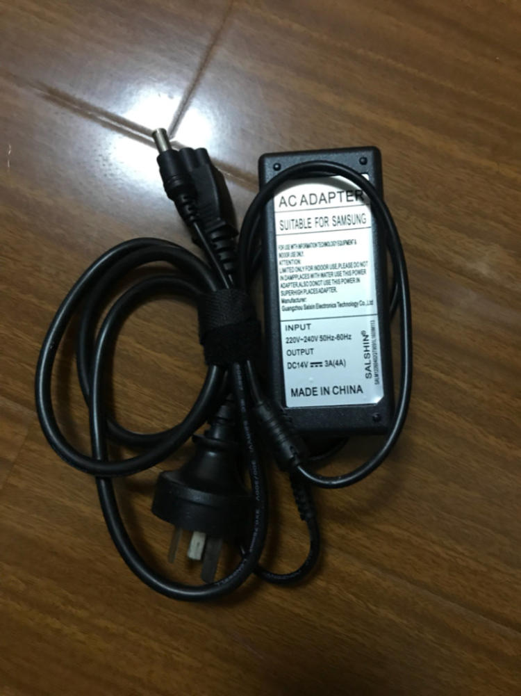 电脑开机后显示器黑屏主机在工作_电脑主机开机黑屏_主机开机显示器黑屏