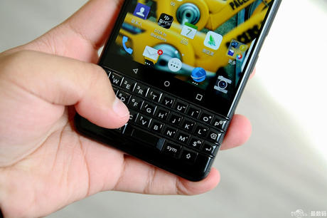 智能音乐手机推荐_诺基亚键盘手机推荐_全键盘智能手机推荐