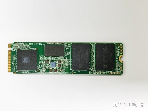 为什么我用手机U盘插入手机中显示不出来?




