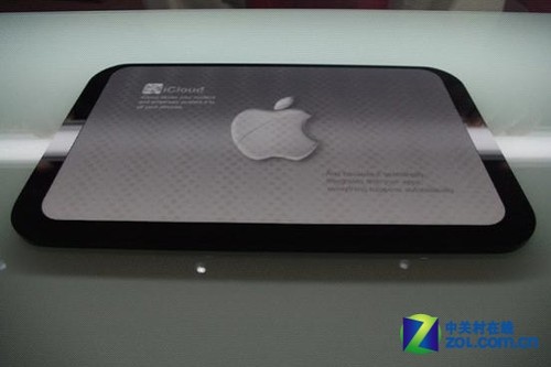 苹果魔术鼠标垫二代 Magic Mouse Pad 2赏析 