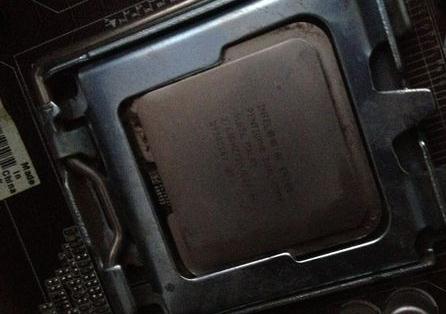 CPU散热器都是通用的么