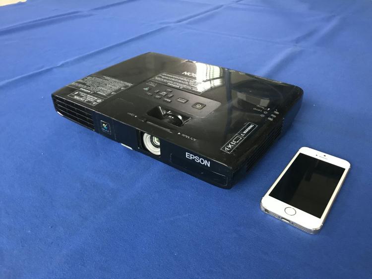脱轨表示器夜间显示_tco03显示器_惠普显示器 tco认证的厂商