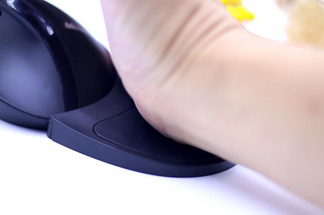 对称鼠标和人体工学