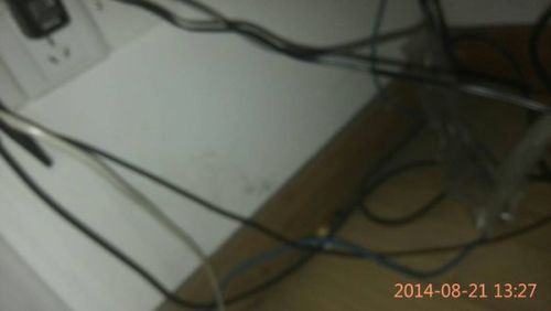 电脑机箱主板螺丝位置