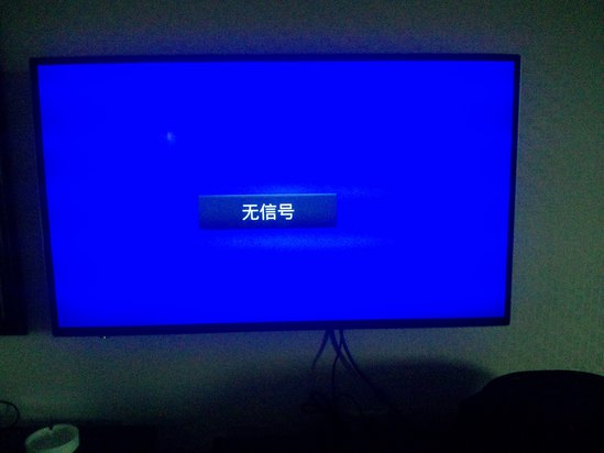 主机正常开机电脑显示器无信号键盘灯也不亮_电脑主机能开机 但显示器没信号_电脑能开机显示器无信号
