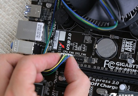 
SpeedFan功能检测CPU风扇转速自动调节方法：SpeedFan汉化版
