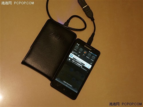 手机也能接键盘鼠标实测手机OTG功能