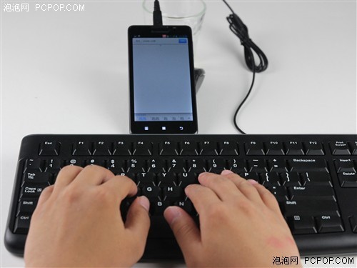 手机也能接键盘鼠标实测手机OTG功能