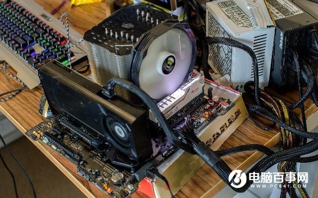 电脑玩游戏主要看显卡吗？小白装机硬件选择误区