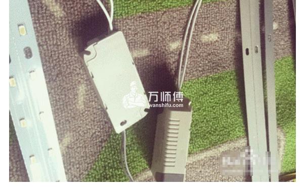 LED灯坏了怎么修,排查灯带和电源,迅速解决故障无烦恼！