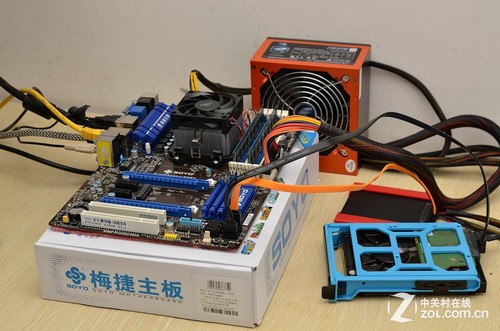 实战双屏!教你组建FM2+双显示器平台