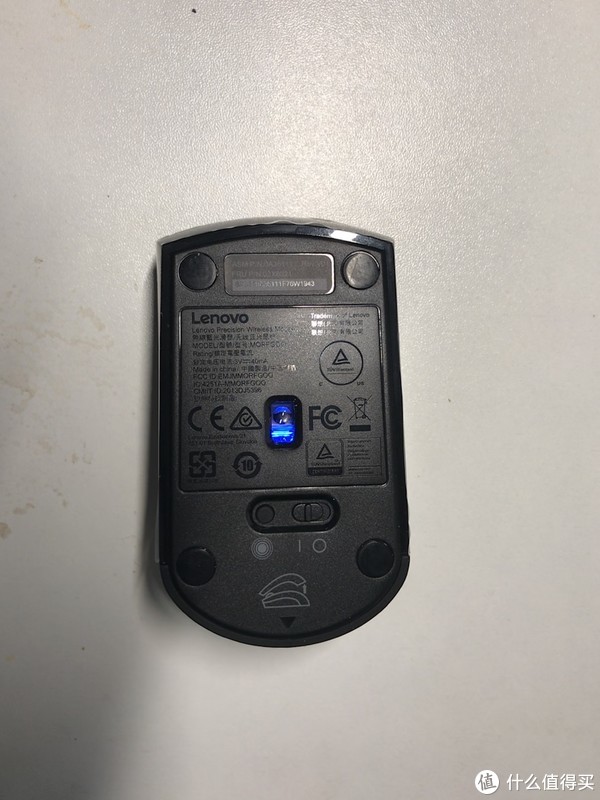 亓纪的想法 篇二百一十九：ThinkPad无线蓝光鼠标晒单：依旧是熟悉的味道