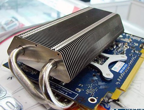 如何在cpu上涂硅胶如何涂才好，下面就让答