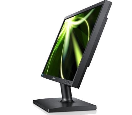 如何设置19寸显示器分辨率