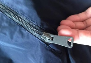 u盘打开提示格式化