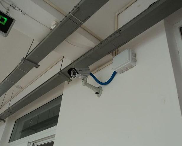 aoc显示器不清楚_aoc显示器显示d-sub_aoc 显示调节软件