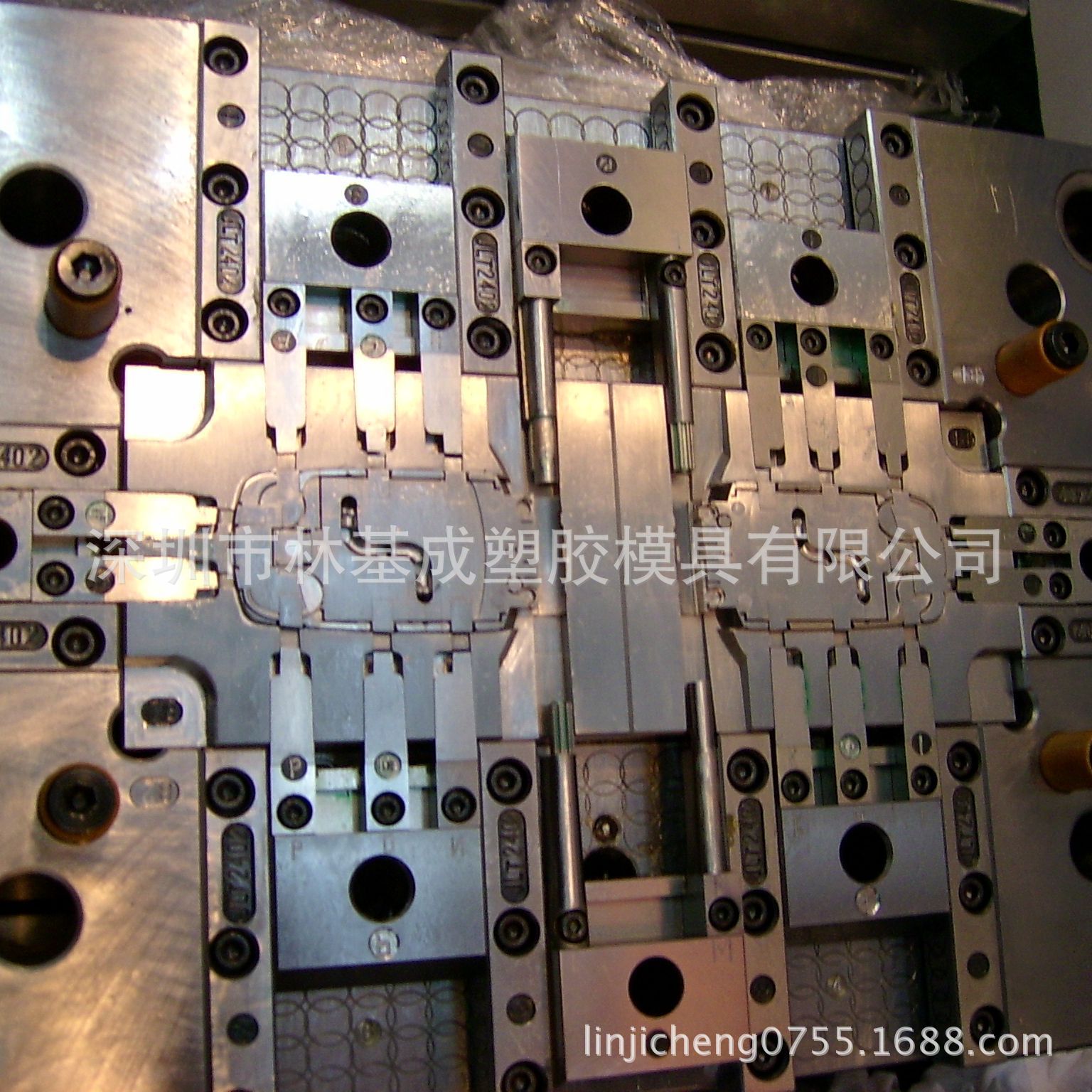 双飞燕x7神定激光东方手鼠标_小手鼠标 舒服 射击_手小 什么鼠标好用