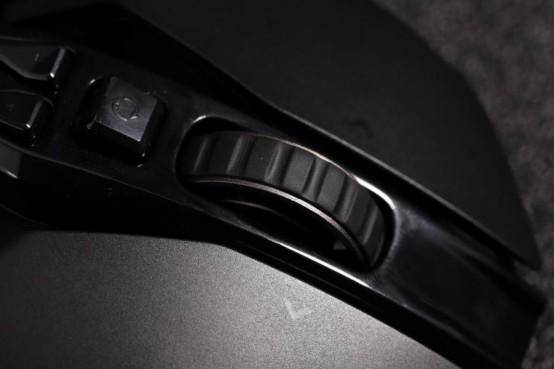 抗干扰无线连接媲美有线，全新Hero版罗技G903游戏鼠标测评