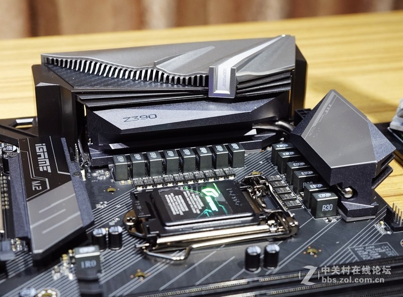 微星 cpu超频软件_cpu软件超频_cpu 超频 软件超频