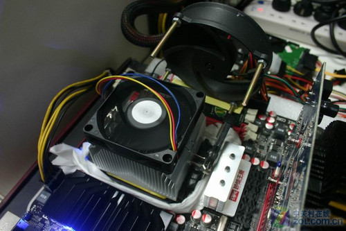 cpu超频教程_cpu超频解锁_cpu如何超频