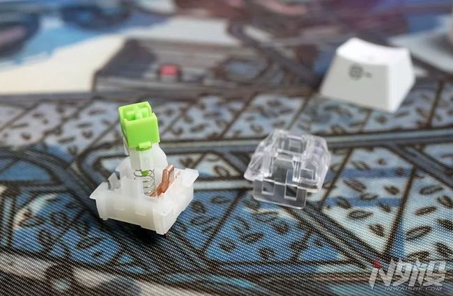 机械键盘静电怎么处理_机械键盘怎么放静电_静电容键盘