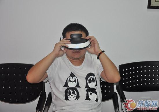 索尼3d头戴式显示器