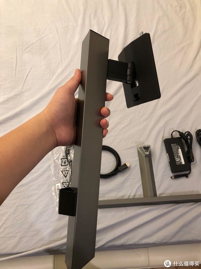 飞利浦猛腾275M1RZ流光溢彩电竞显示器实测体验，一起追光吧少年！