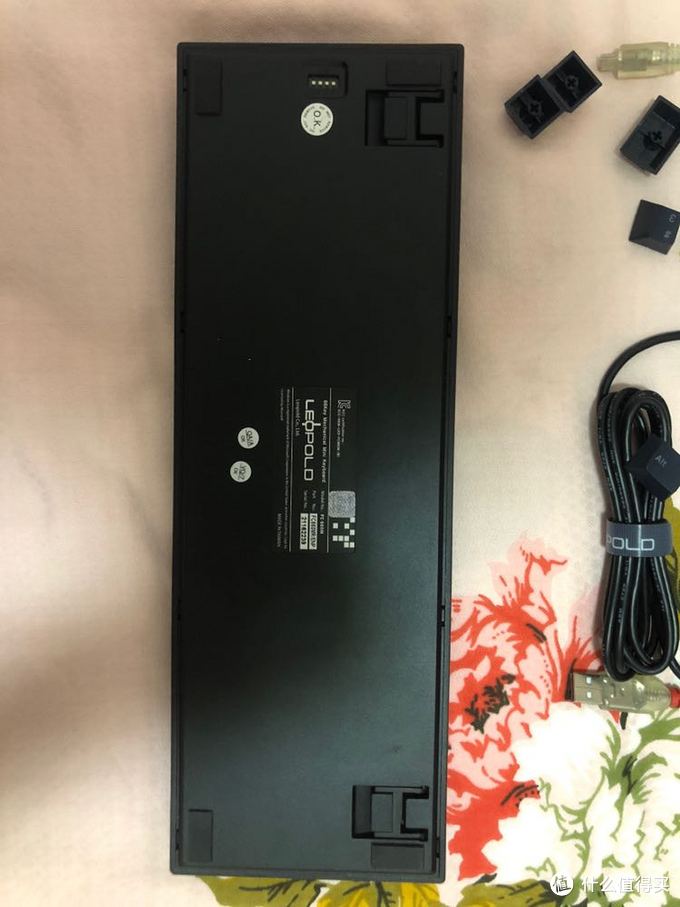 背面展示,待会儿就要拆开了,多拍几张